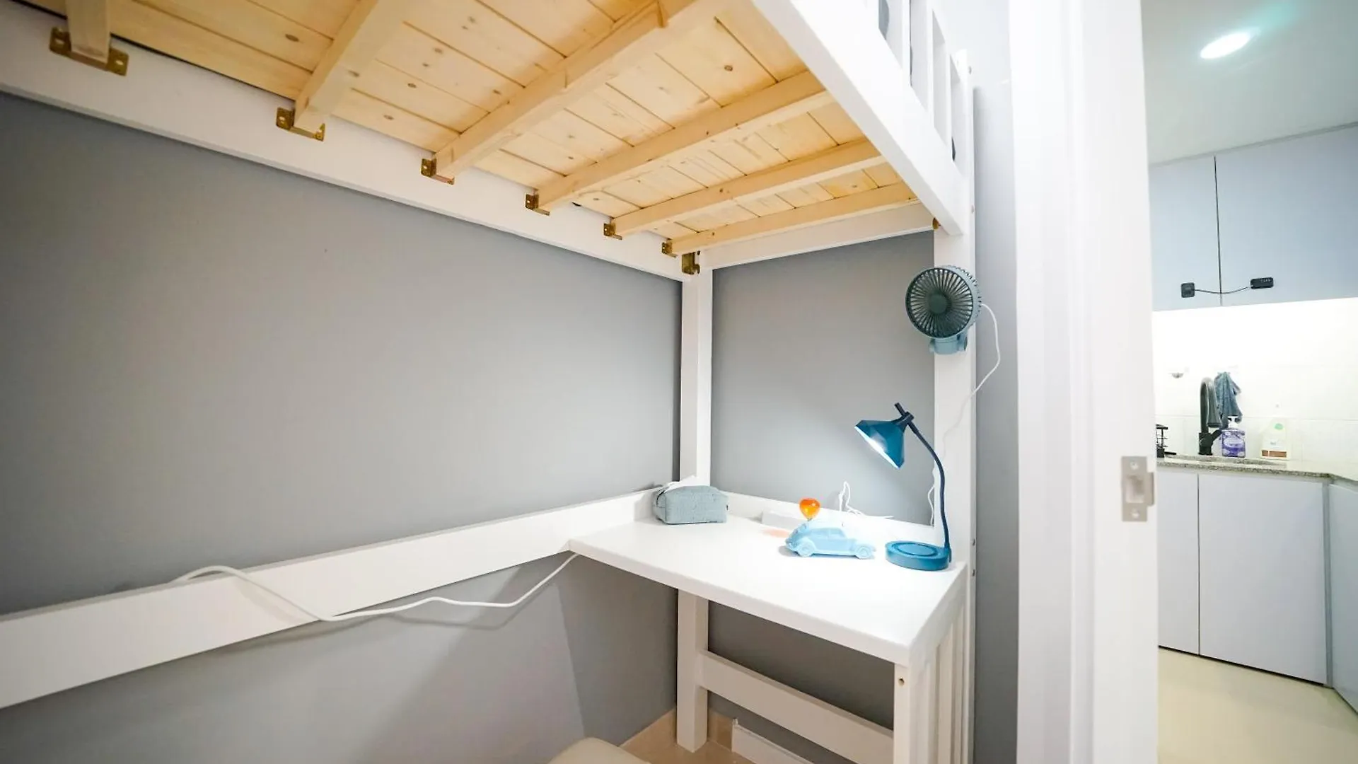 Student Accommodation - 294 Hennessy Road Hong Kong China