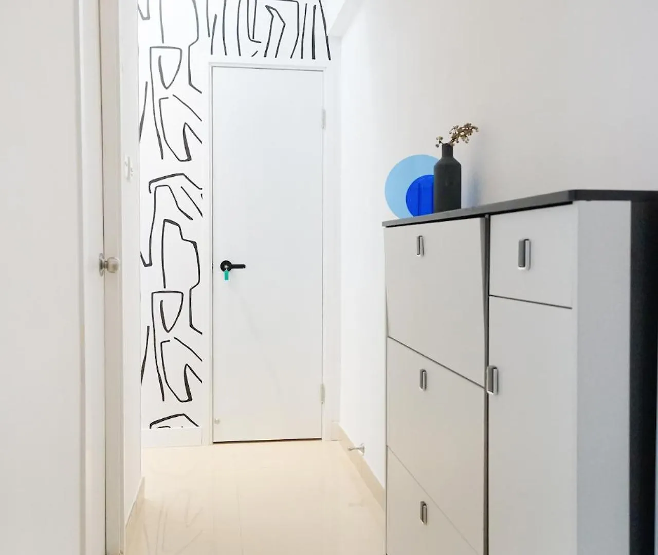 Homestay Student Accommodation - 294 Hennessy Road Hong Kong
