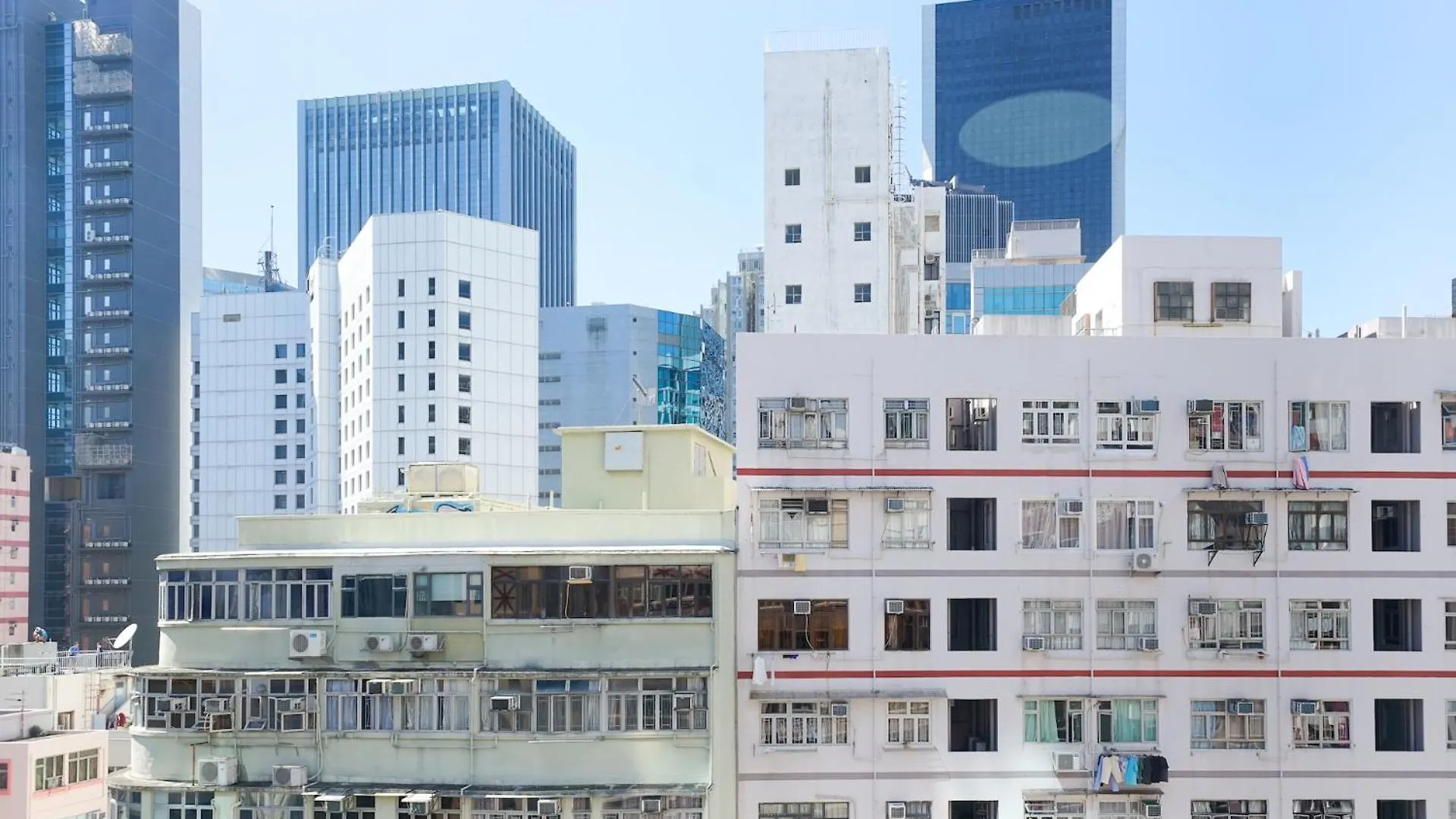 Homestay Student Accommodation - 294 Hennessy Road Hong Kong China